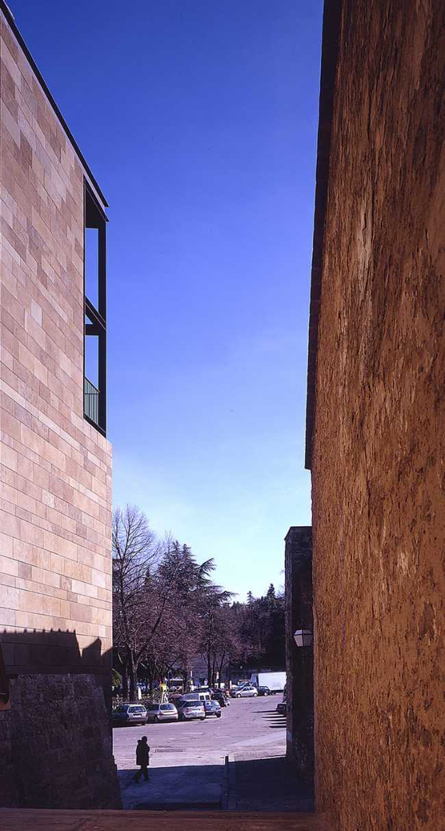 Ristrutturazione di un monastero