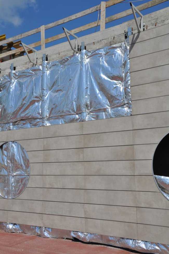 Riqualificazione energetica per edifici industriali di grandi dimensioni