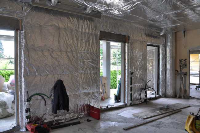 Isolamento a secco in villa a Rho