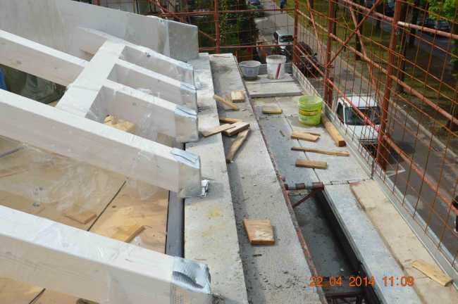 Lavori di copertura di riqualificazione di una villa storica