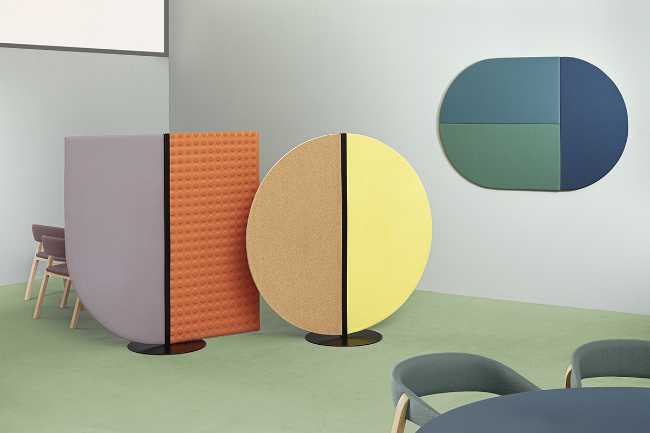 pannelli acustici colorati a parete e da terra
