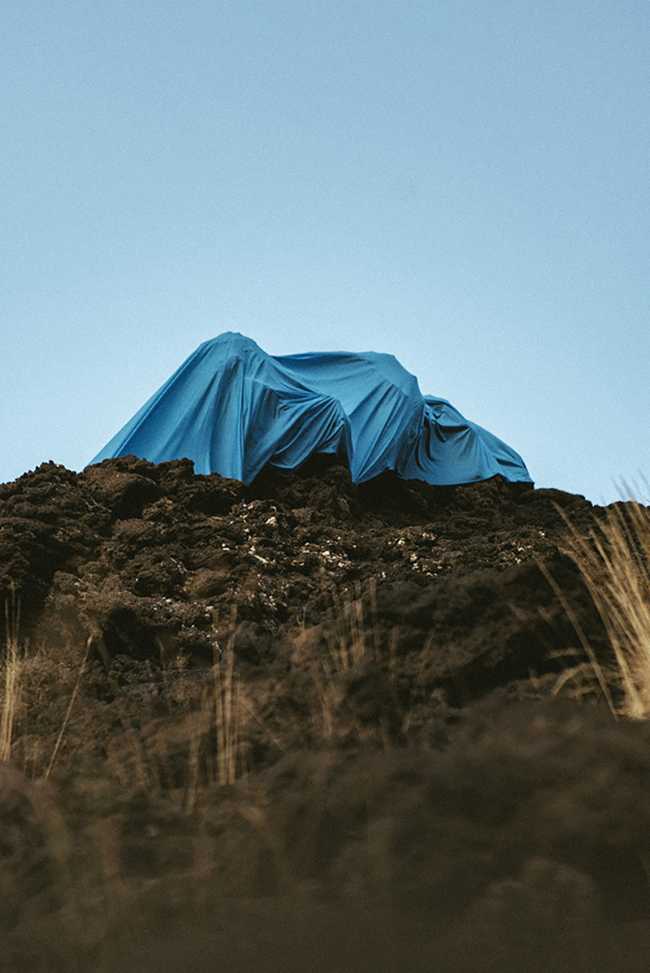 etna fotografia telo azzurro