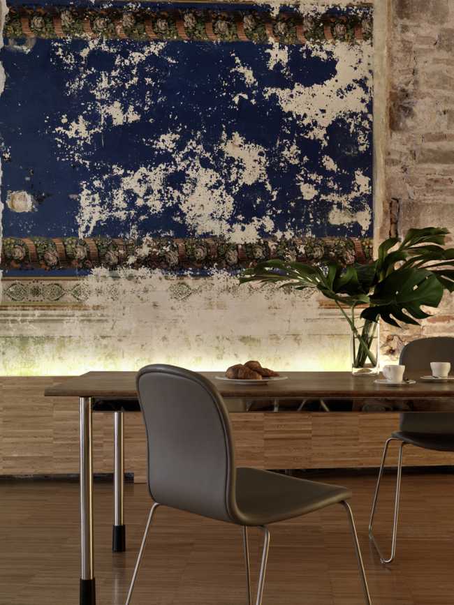 pared histórica en un apartamento
