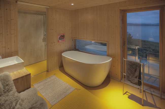 Sala da bagno in legno