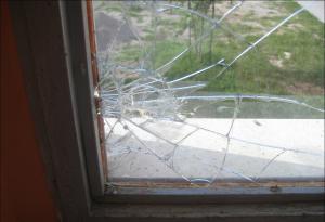 Comportamento vetro rotto con pellicola di sicurezza
