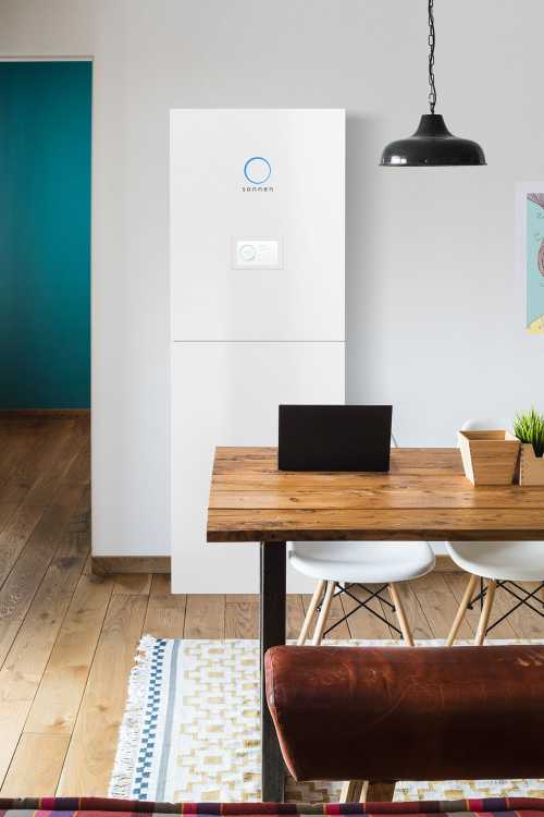 SonnenBattery hybrid for new PV systems in the living room