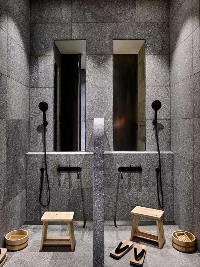 Use of contemporary materials in a period house