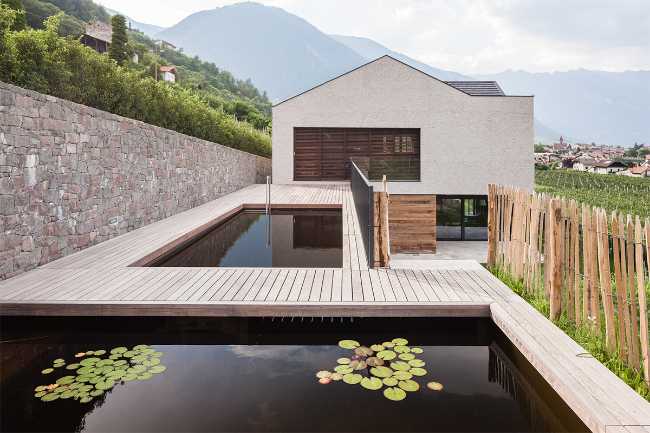 Villa a Lana con serramenti Optiwin Purista