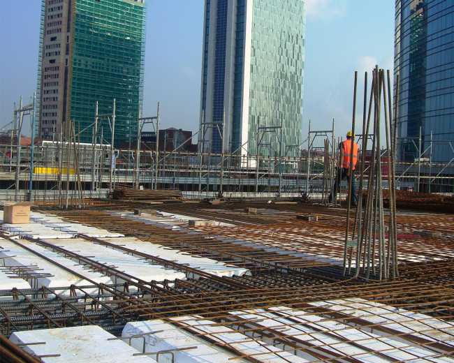 Paneles de encofrado con elementos de hormigón aligerado