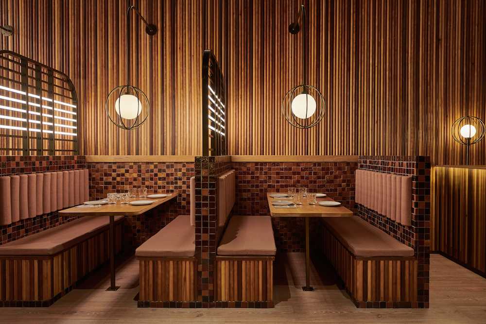 valencia restaurant art nouveau wood cladding finishes
