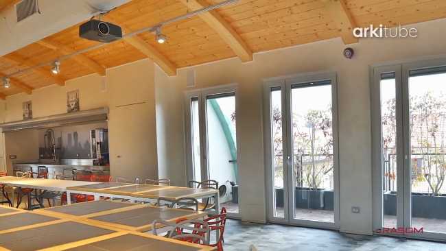 Centro direzionale in legno