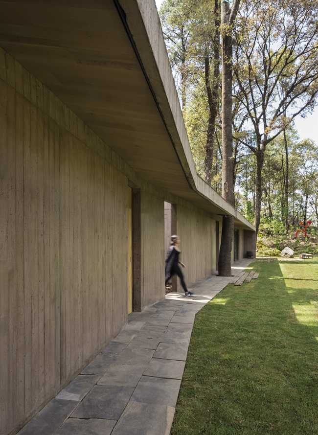 villa mexico central patio garden corridor