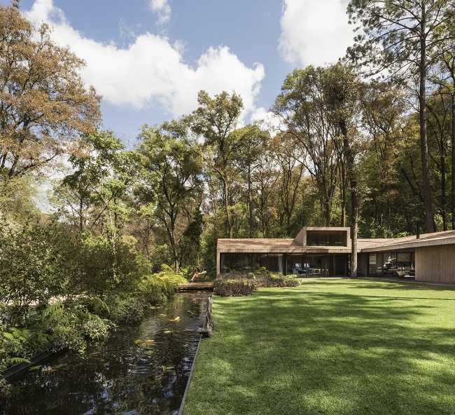 villa mexico central patio concrete structure