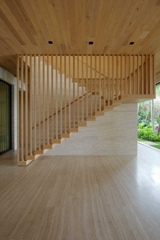 interno scal in legno vetrata gairdino