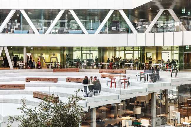 università danimarca scalinata patio interno