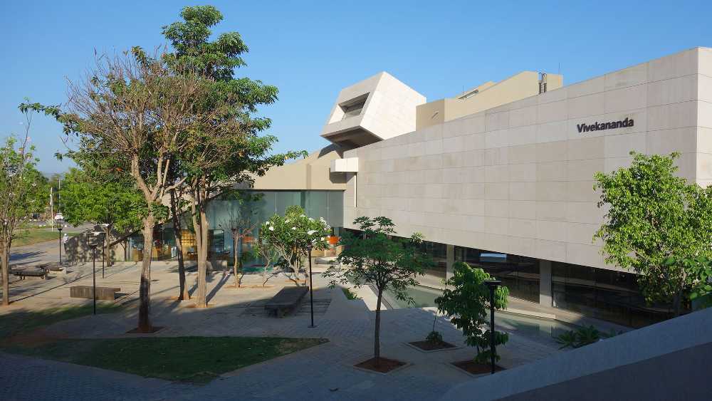 Campus Universitario India strutture in cemento