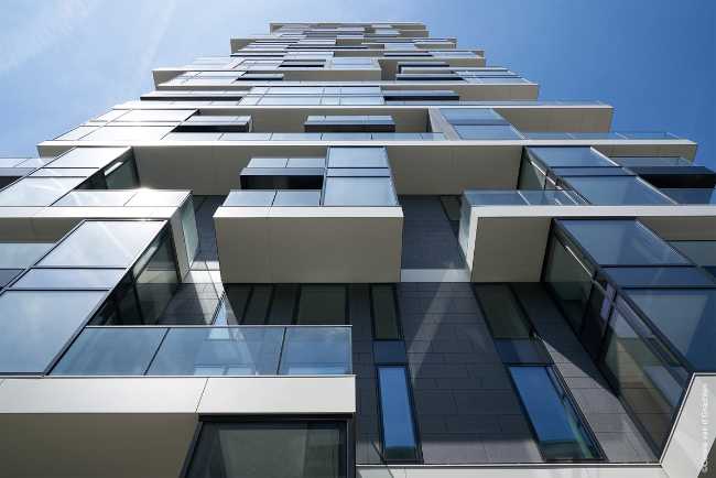 Henninger Tower of Frankfurt with Wicona glass elements