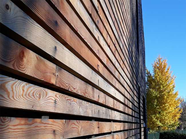 Villa dans la forêt en Piémont. Une architecture qui se fond dans la nature