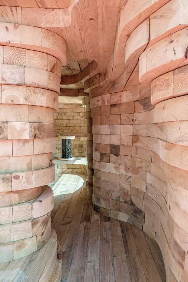 Wavy shaped sauna