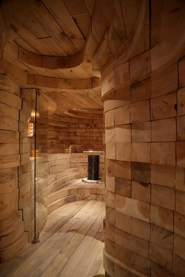 Wooden sauna cavity
