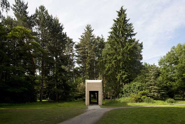 Padiglione in legno per Lea Porsager