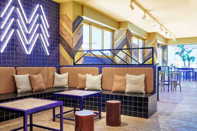 bar ibiza panca risvetitta in ceramica