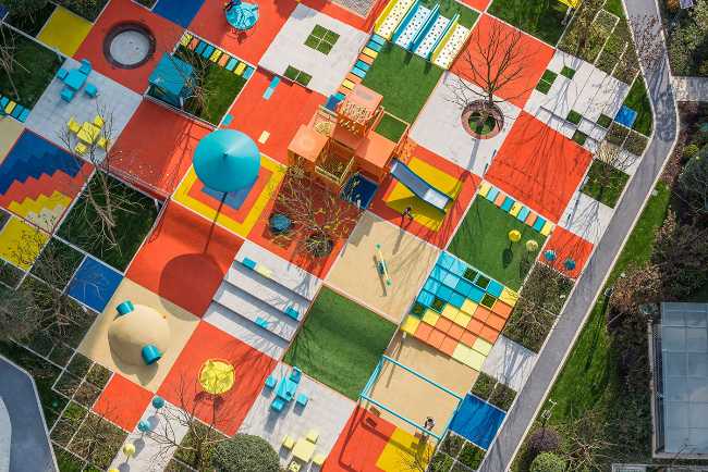 Public Space as a combination of Pixels. Space organization and modular ...