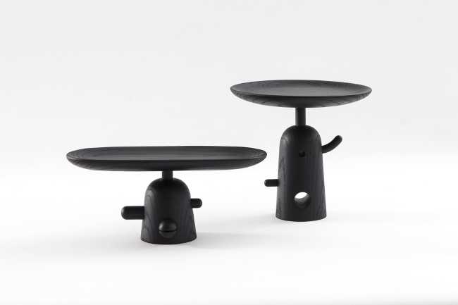 cassina furniture Räaction Poätique Collection Le Corbusier centerpiece