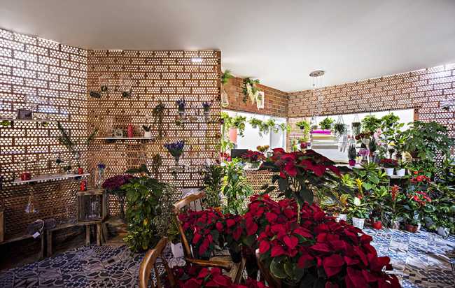 Contemporary flower shop
