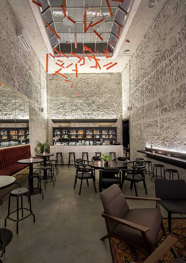 Renaissance interior building