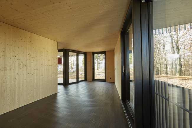 Interni in legno luminosi