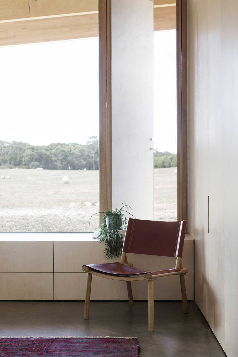 Horizontal dwelling