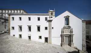 Fachada universidad del trinity college