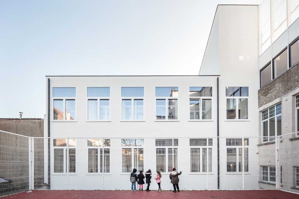Sports field on the roof of a school