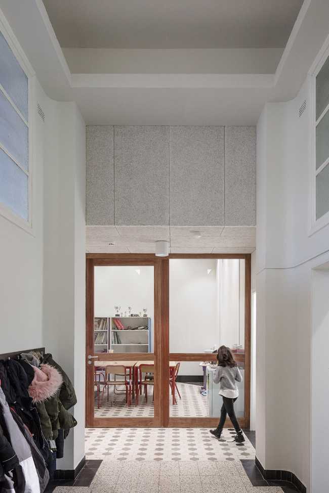 Expansion of a school extra classrooms