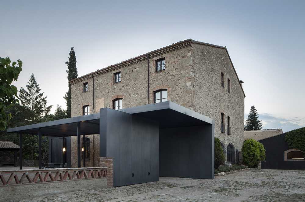 Historic house with metal pergola