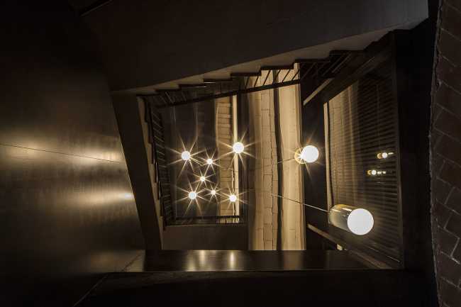 Interior historic house body scale