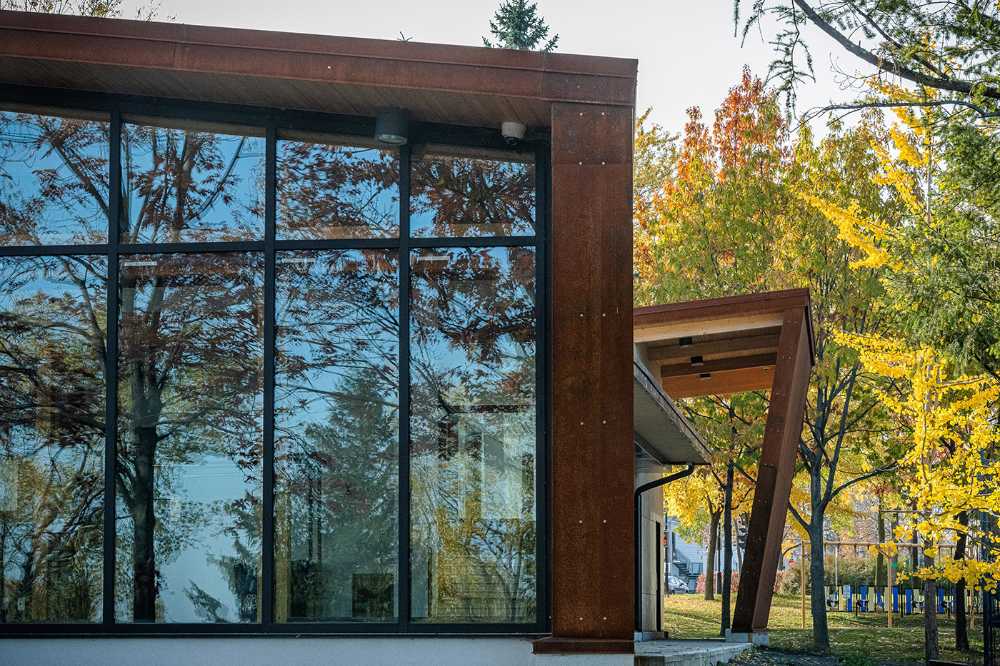 Montreal Park Pavilion glass facade and corten cladding