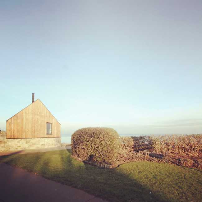 Abitazione in legno sulla spiaggia