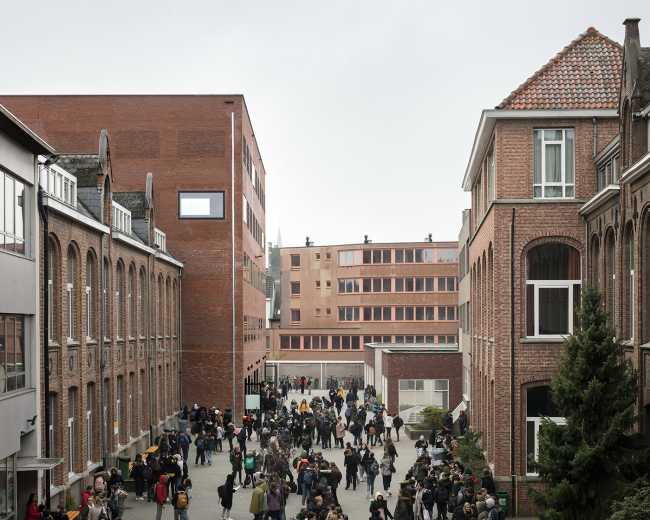 Cortile della scuola
