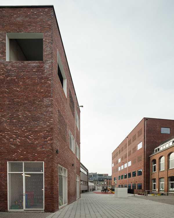 Cortile della scuola