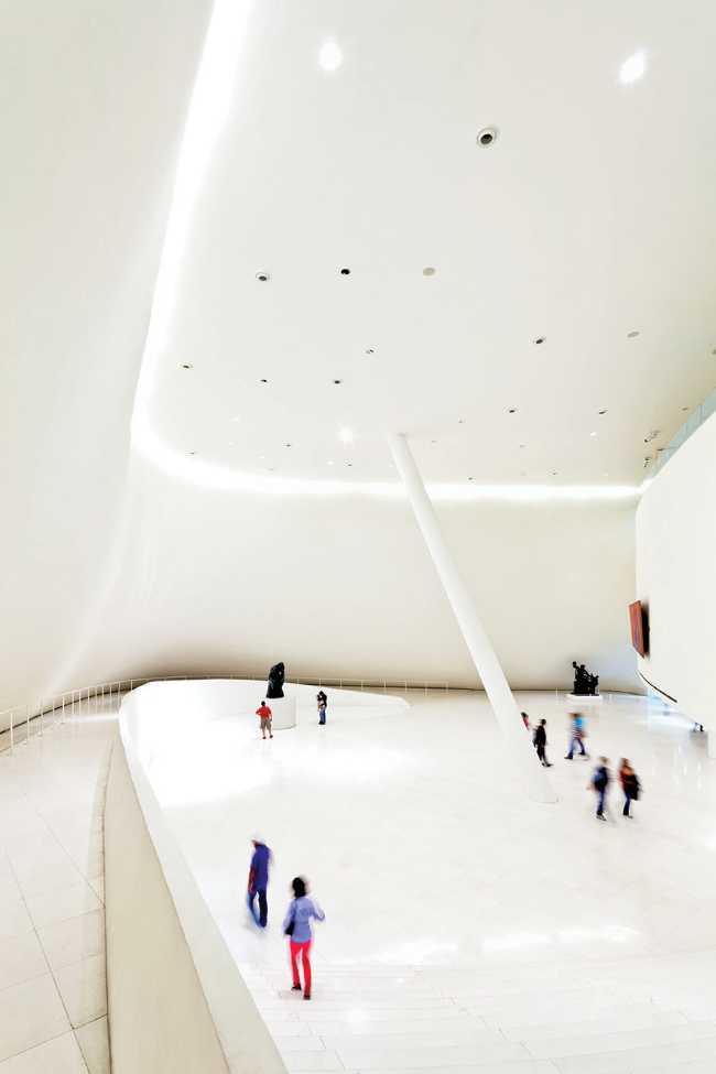 museo forma organica interno bianco vari livelli