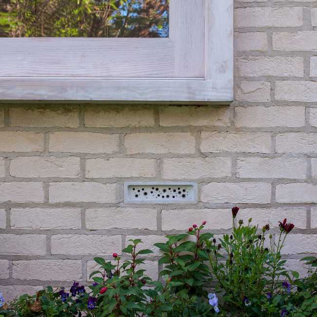 Detail of the brick facade