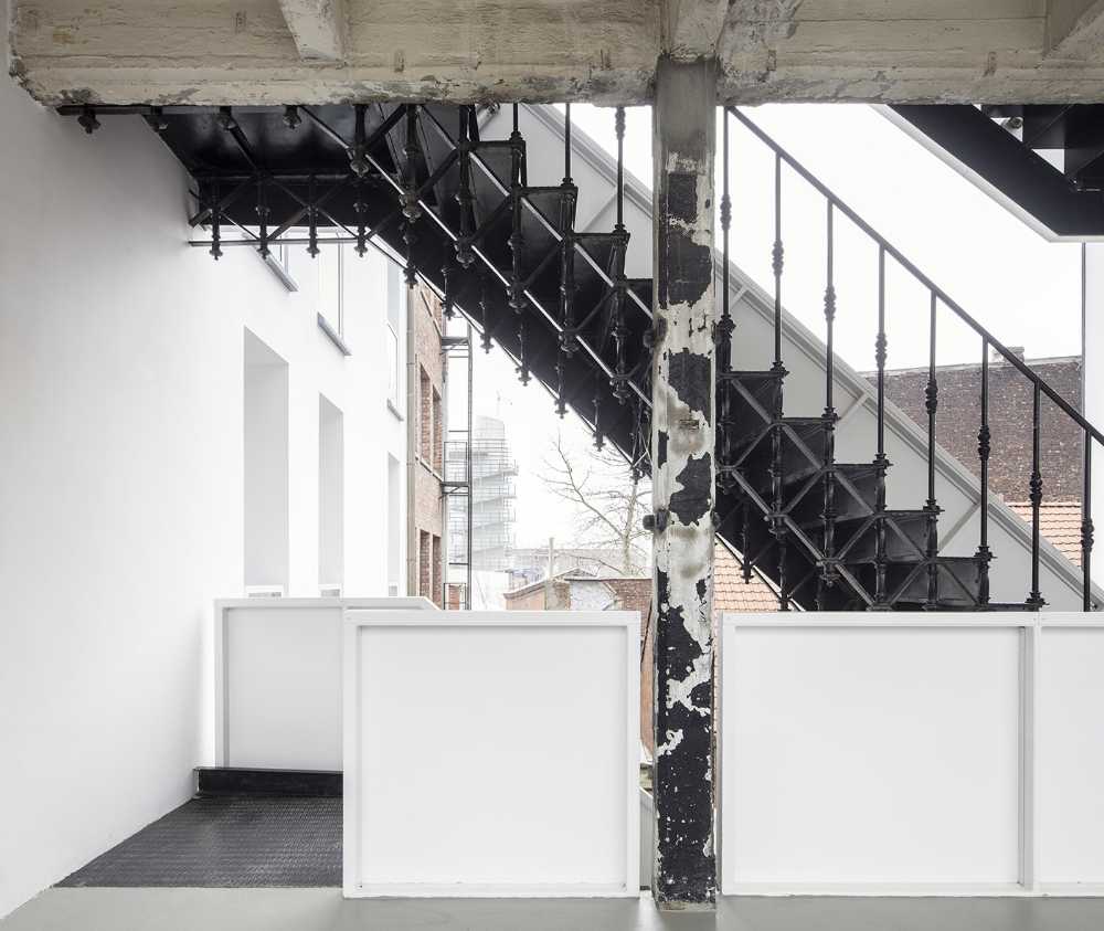 Internal courtyard between old and new