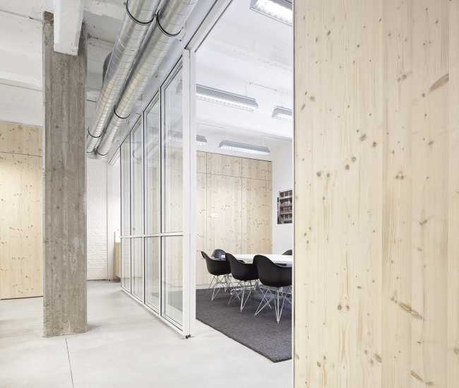 Interior offices with glass and wood