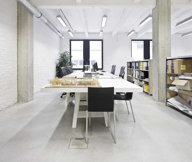 Internal industrial offices