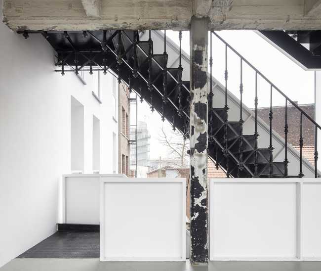 Internal courtyard between old and new