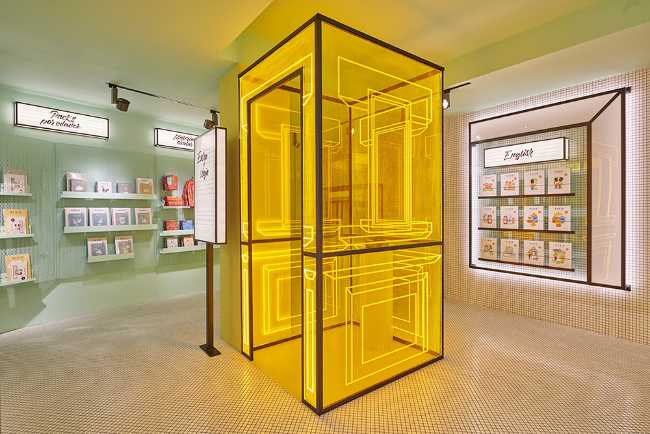 concept store rubio colore metacrilato scatola gialla