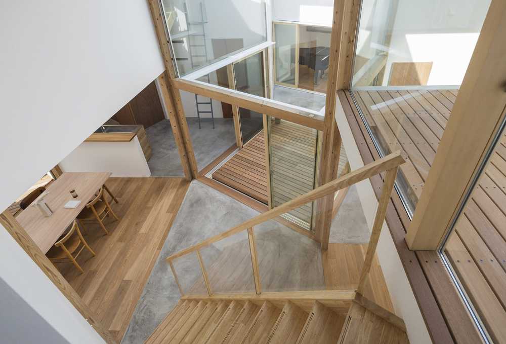 Home of prismatic architecture