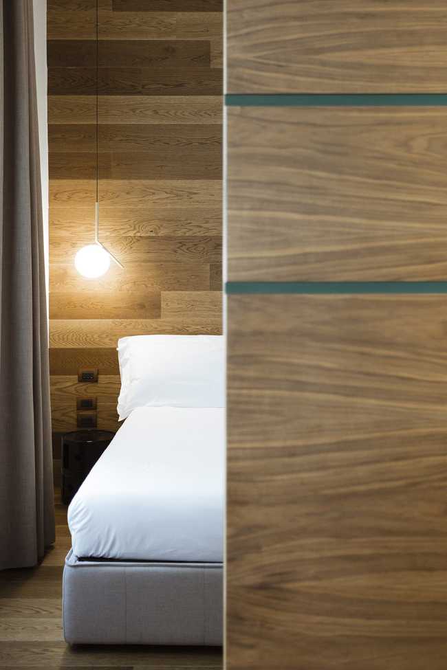 Camera da letto in legno